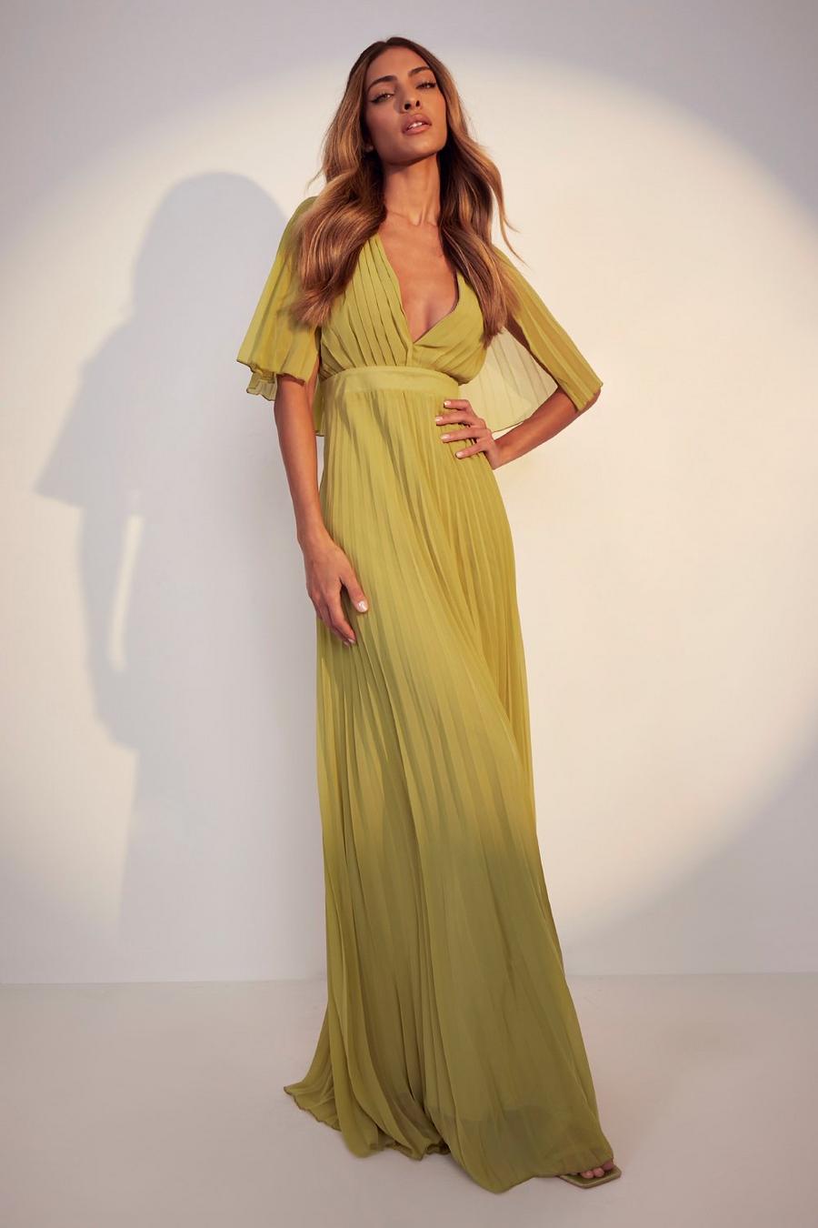 Vestido maxi plisado de dama de honor con detalle de capa, Olive verde image number 1
