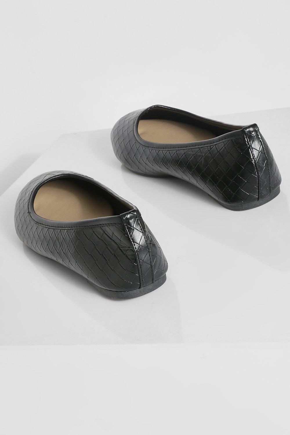 Wide round toe womens shoes discount