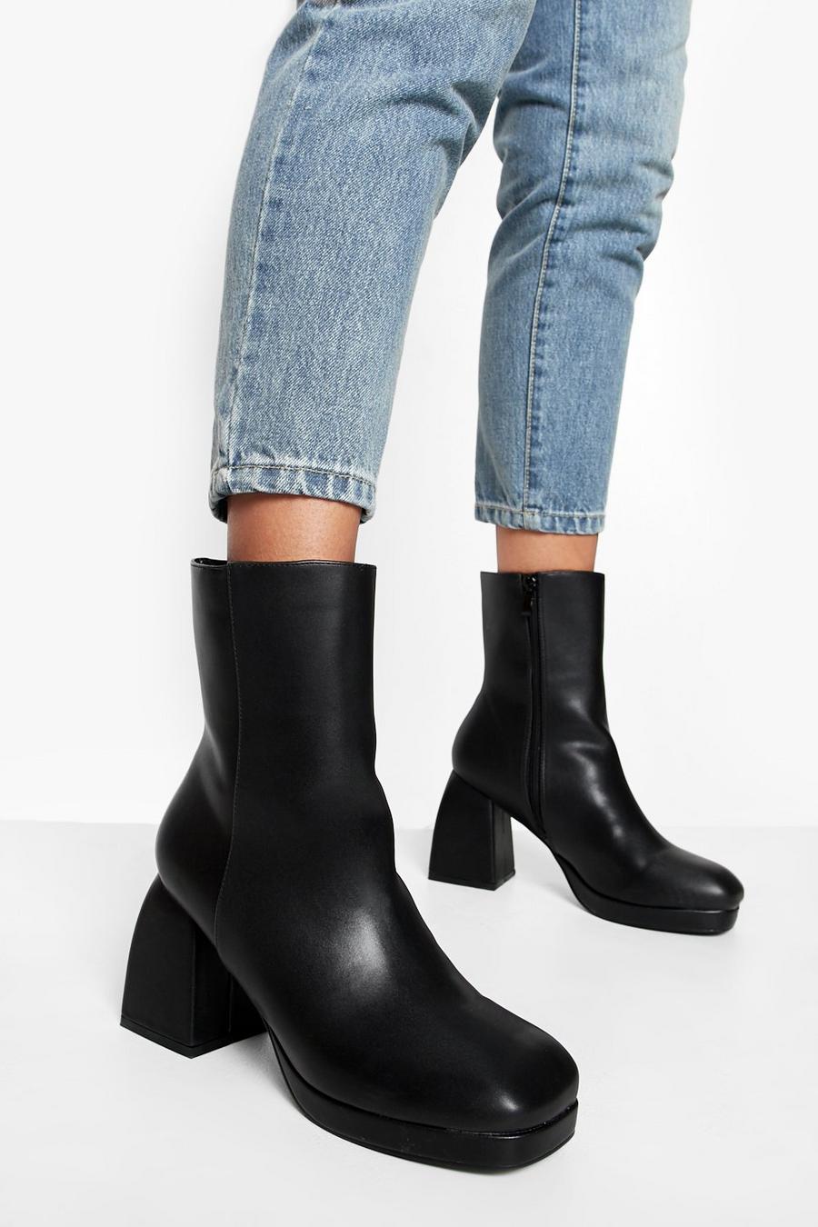 Black Wide Fit Chunky Heeled Boots image number 1