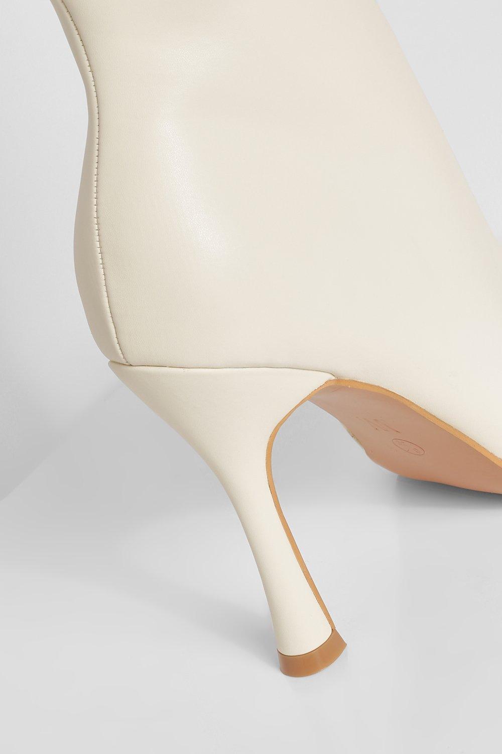 Wide Width Pointed Toe Heeled Boot