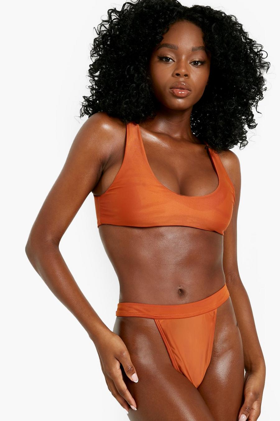 Slip bikini a perizoma Essentials in fibre riciclate, Chocolate marrone