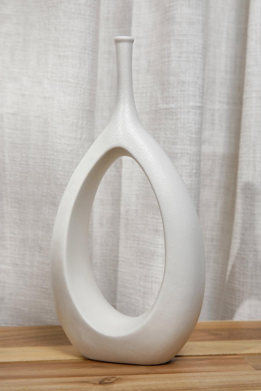 Runde Cut-Out Vase, Cream image number 1
