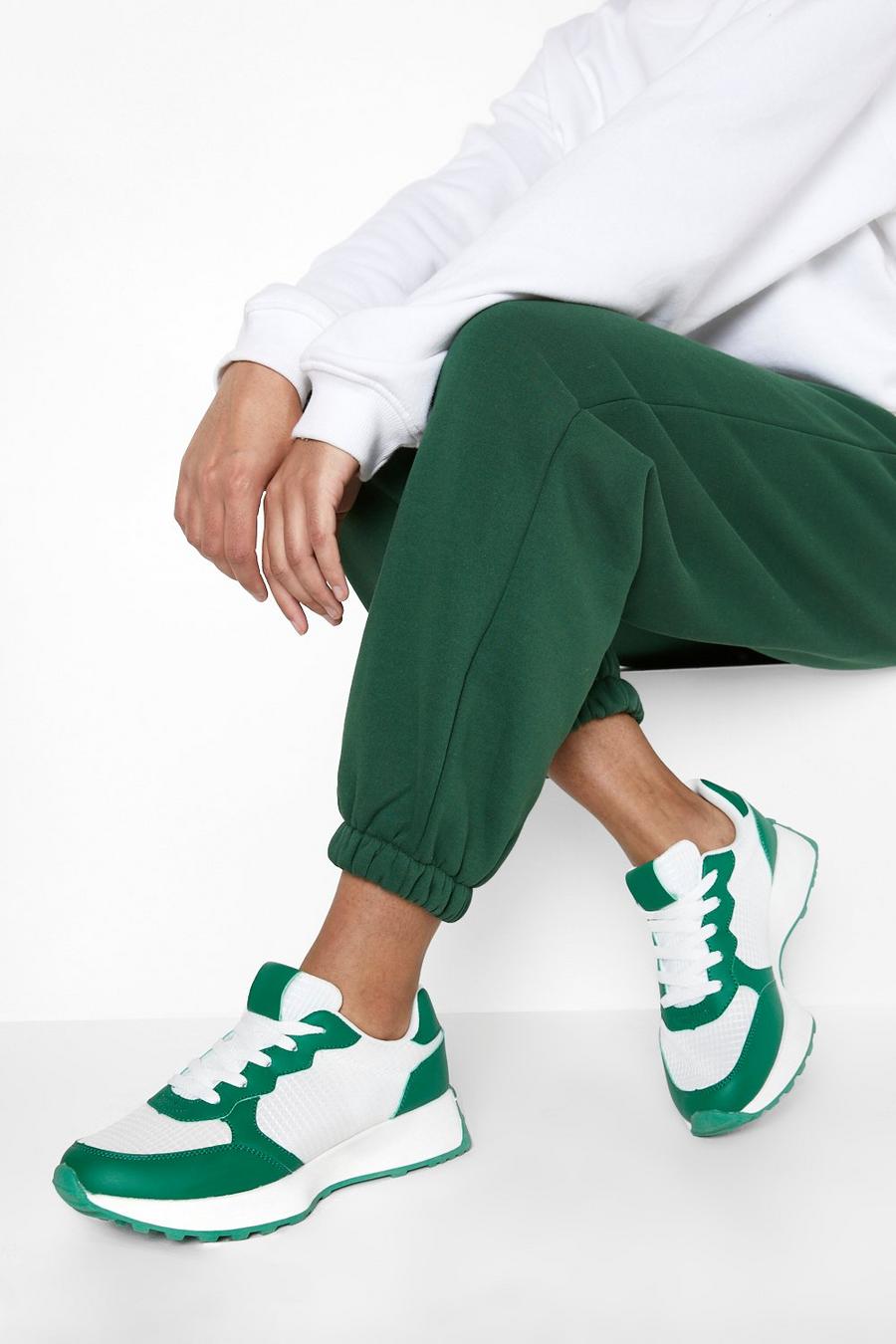 Green נעלי ספורט מבד רשת עם סוליה עבה