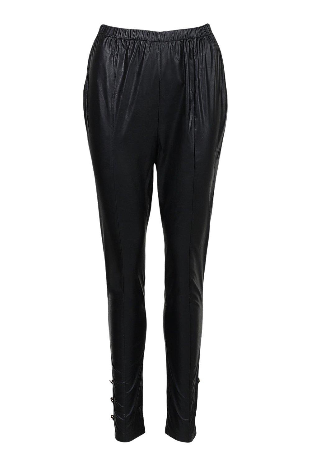 Leggings de aspecto cuero con botones dorados