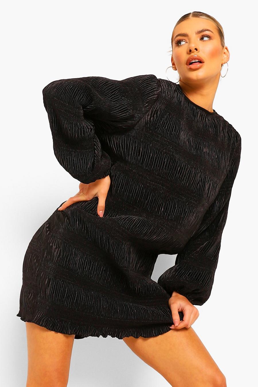 Black Plisserad skiftklänning i oversizemodell image number 1