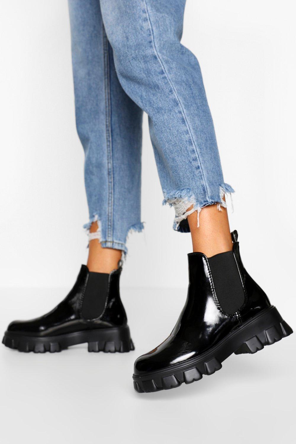 boohoo chunky heel chelsea boot