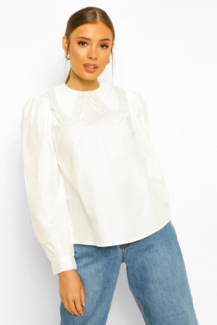 White Skjorta i bomullspoplin med spetskrage image number 1
