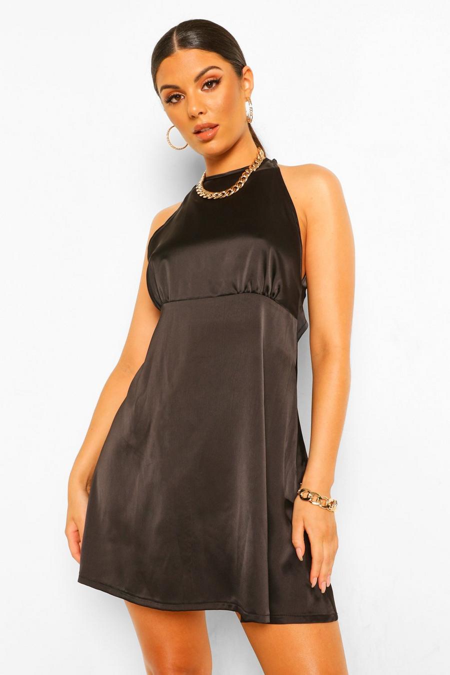 שחור שמלת סקייטר מסאטן ללא שרוולים עם גב פתוח image number 1