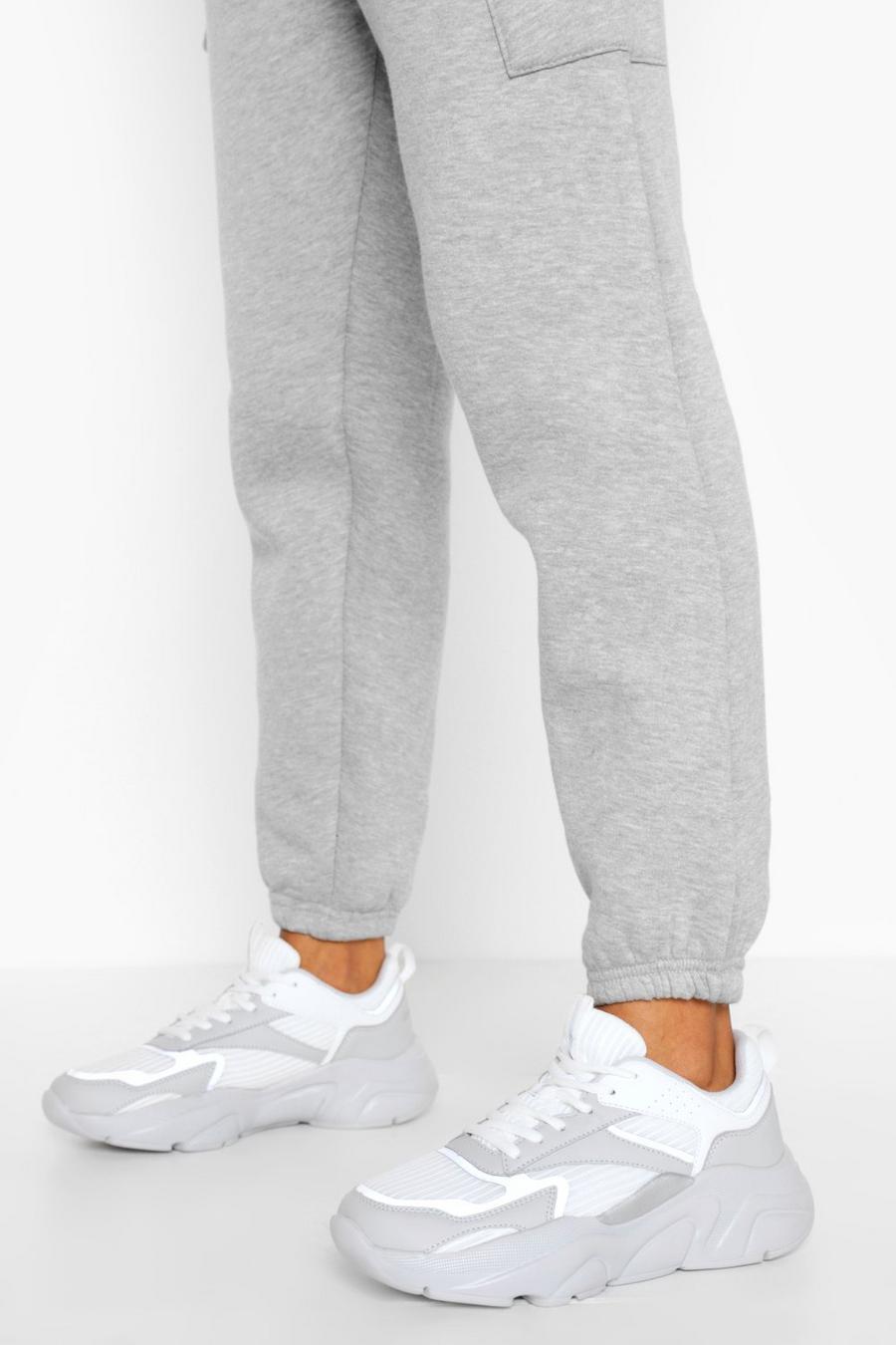 Grey Chunky sneakers med reflexdetaljer image number 1