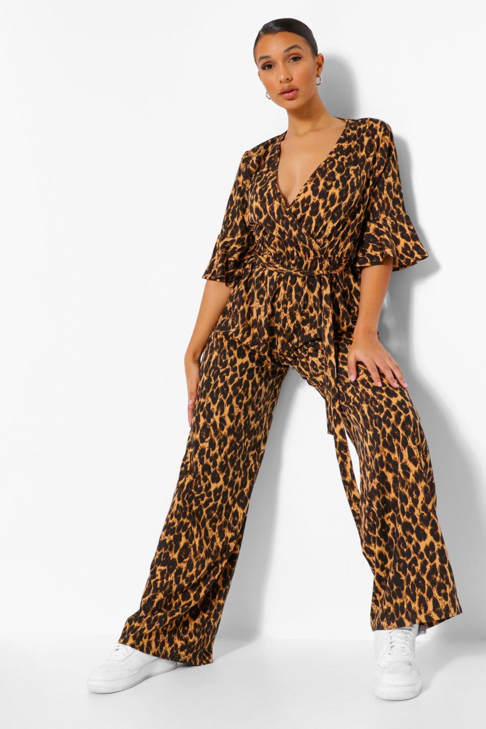 Leopard print sale jumpsuit boohoo