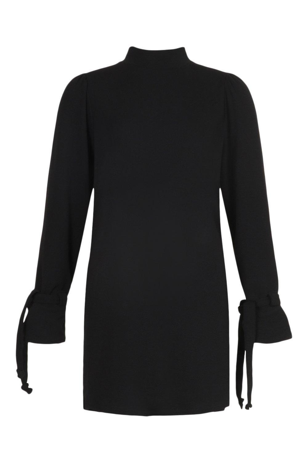Robe droite a manches longues nouees