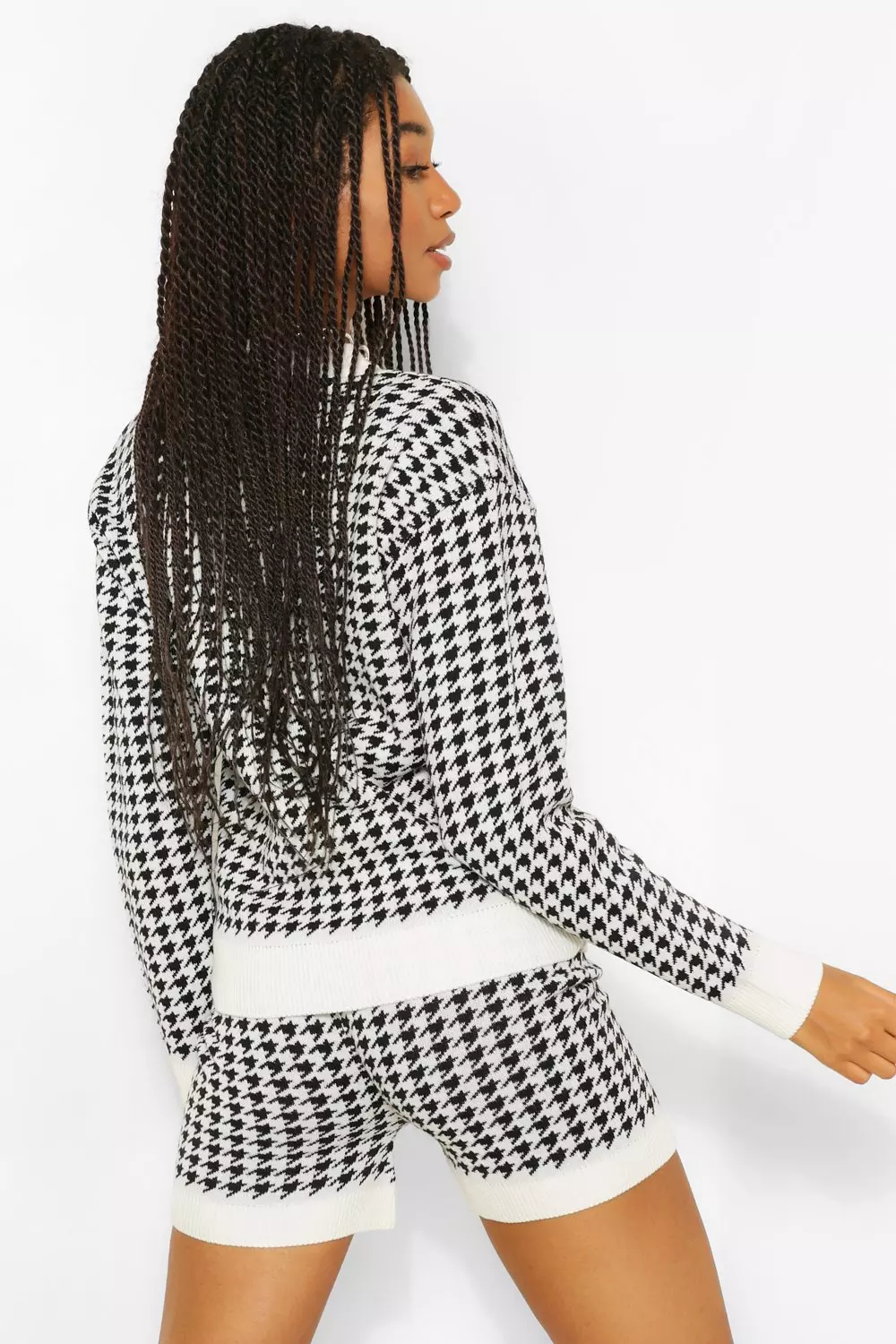 Cream Houndstooth Check Jumper And Short Co-ord alternative image