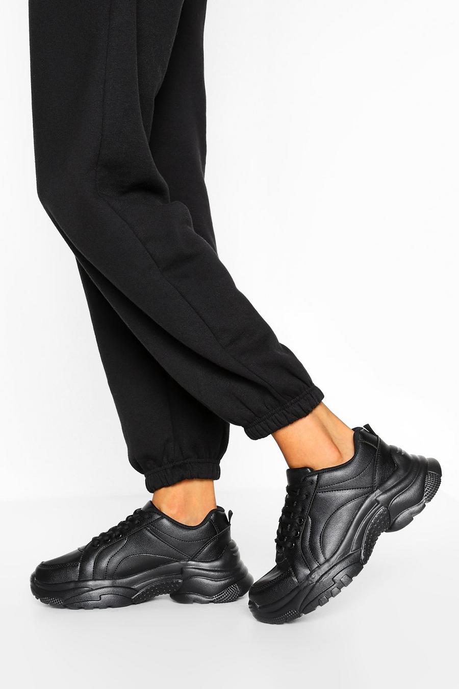 Black Chunky sneakers med snörning och bred passform image number 1
