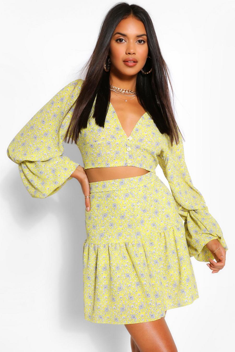 Yellow Paisley Print Extreme Puff Sleeve Crop Top image number 1