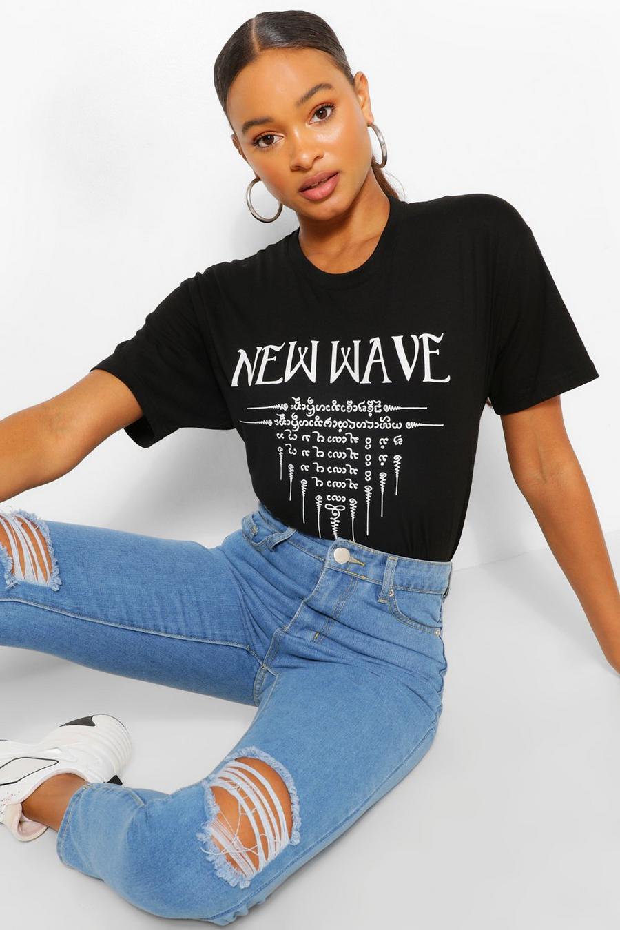 Black "New Wave" T-shirt med grafiskt tryck image number 1