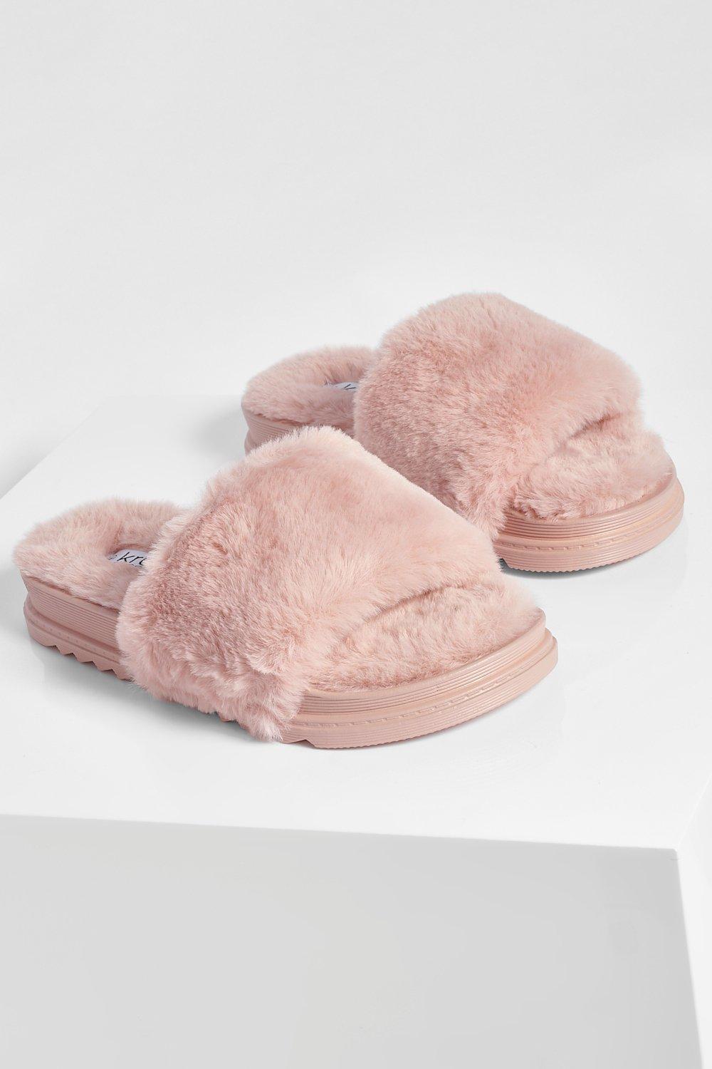 Fluffy sliders hot sale boohoo