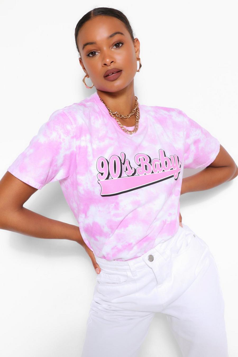 Pink "90's Baby" T-shirt med batikmönster och slogan image number 1
