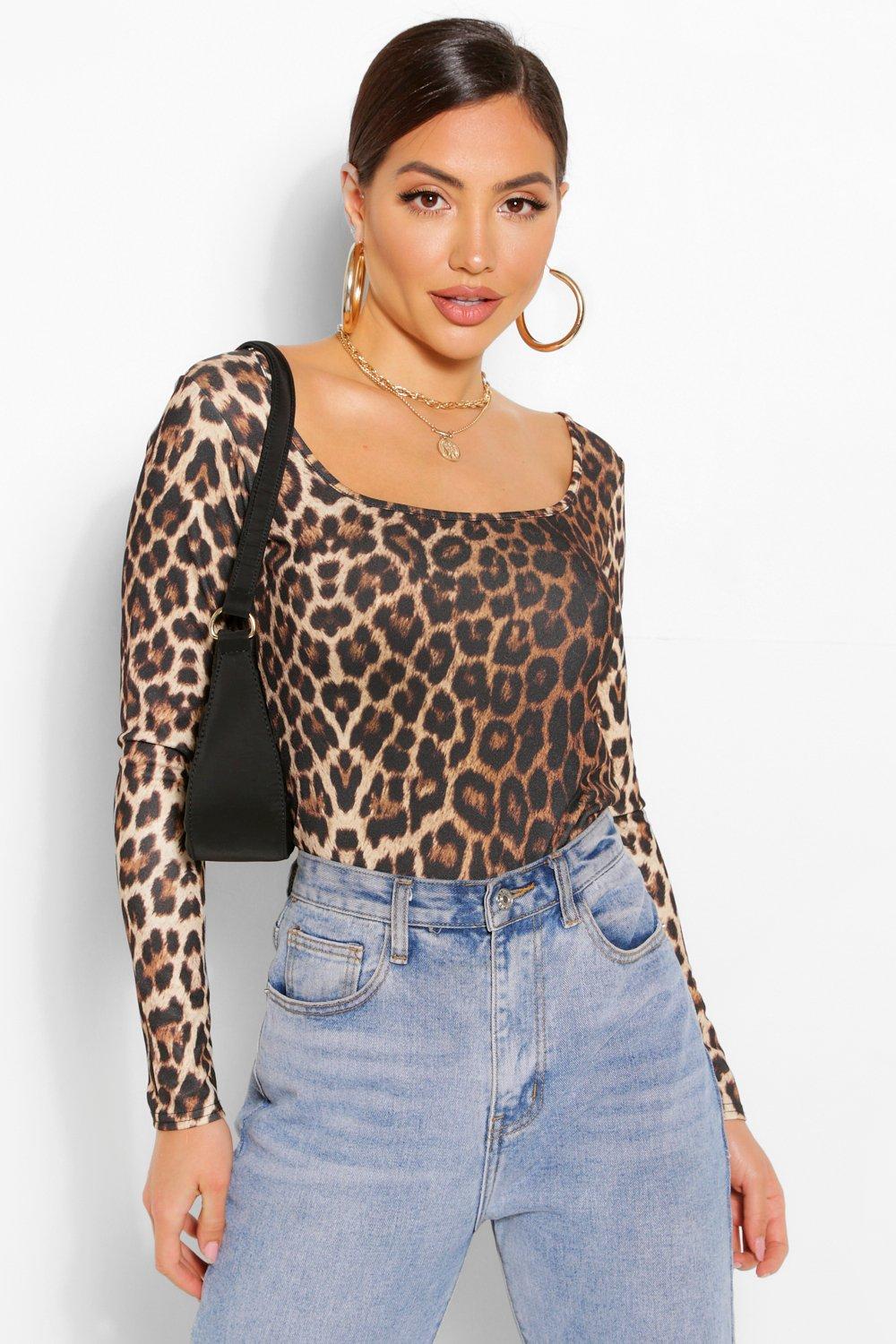 Square Neck Long Sleeves Fitted Knit Top in White - Retro