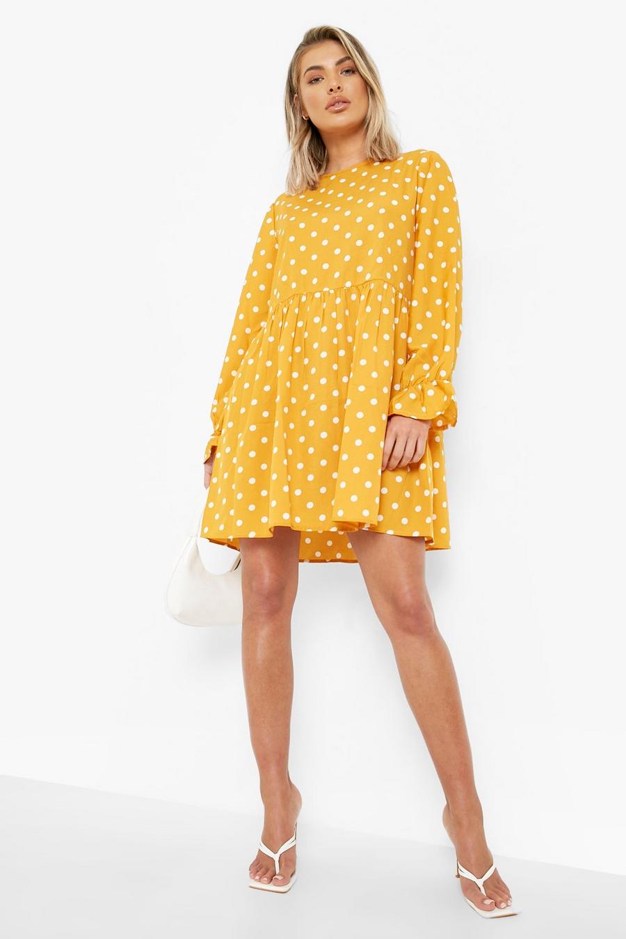 Gepunktetes Smok-Kleid mit Rüschen-Bündchen, Mustard image number 1