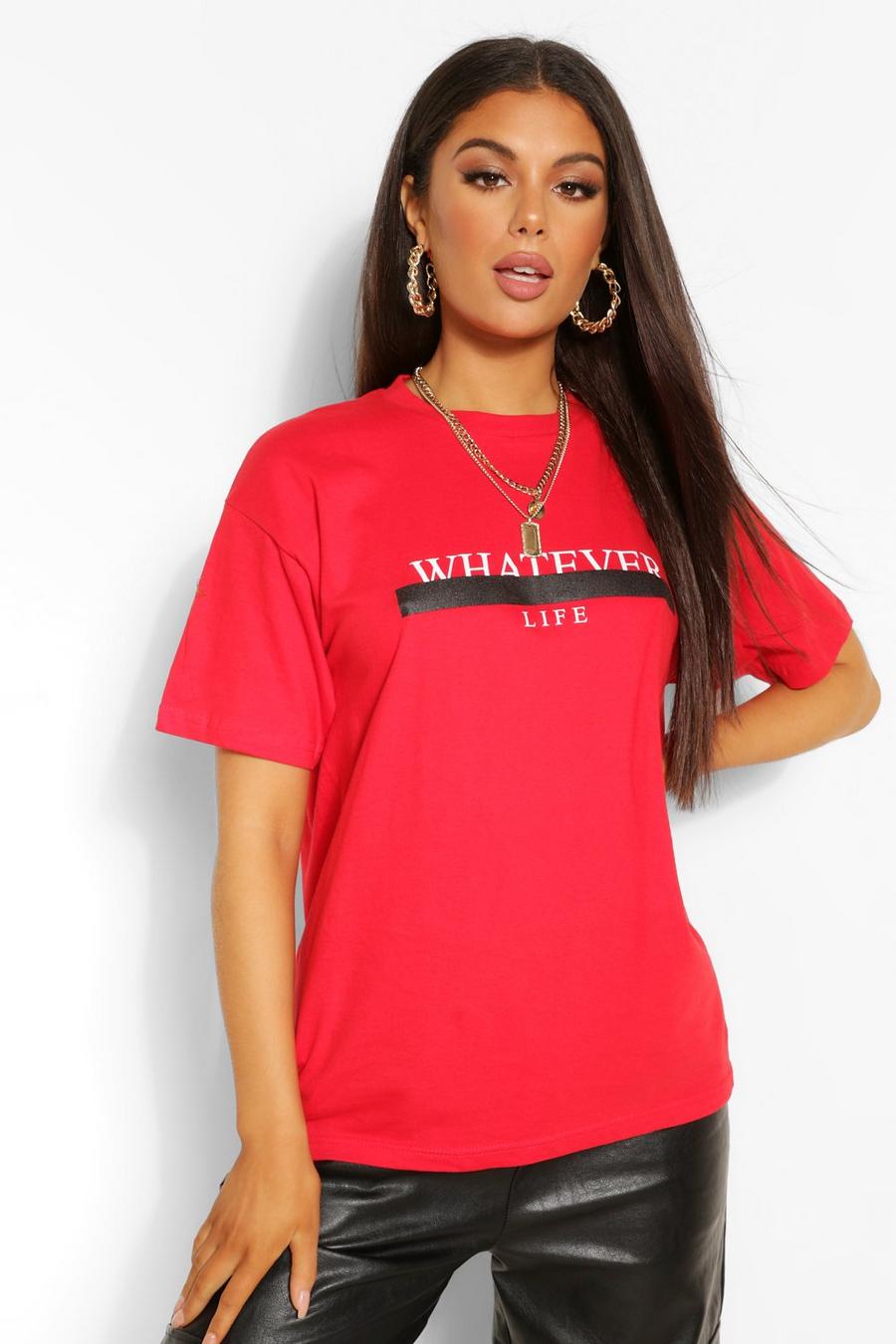 Red "Whatever" T-shirt med grafiskt tryck image number 1