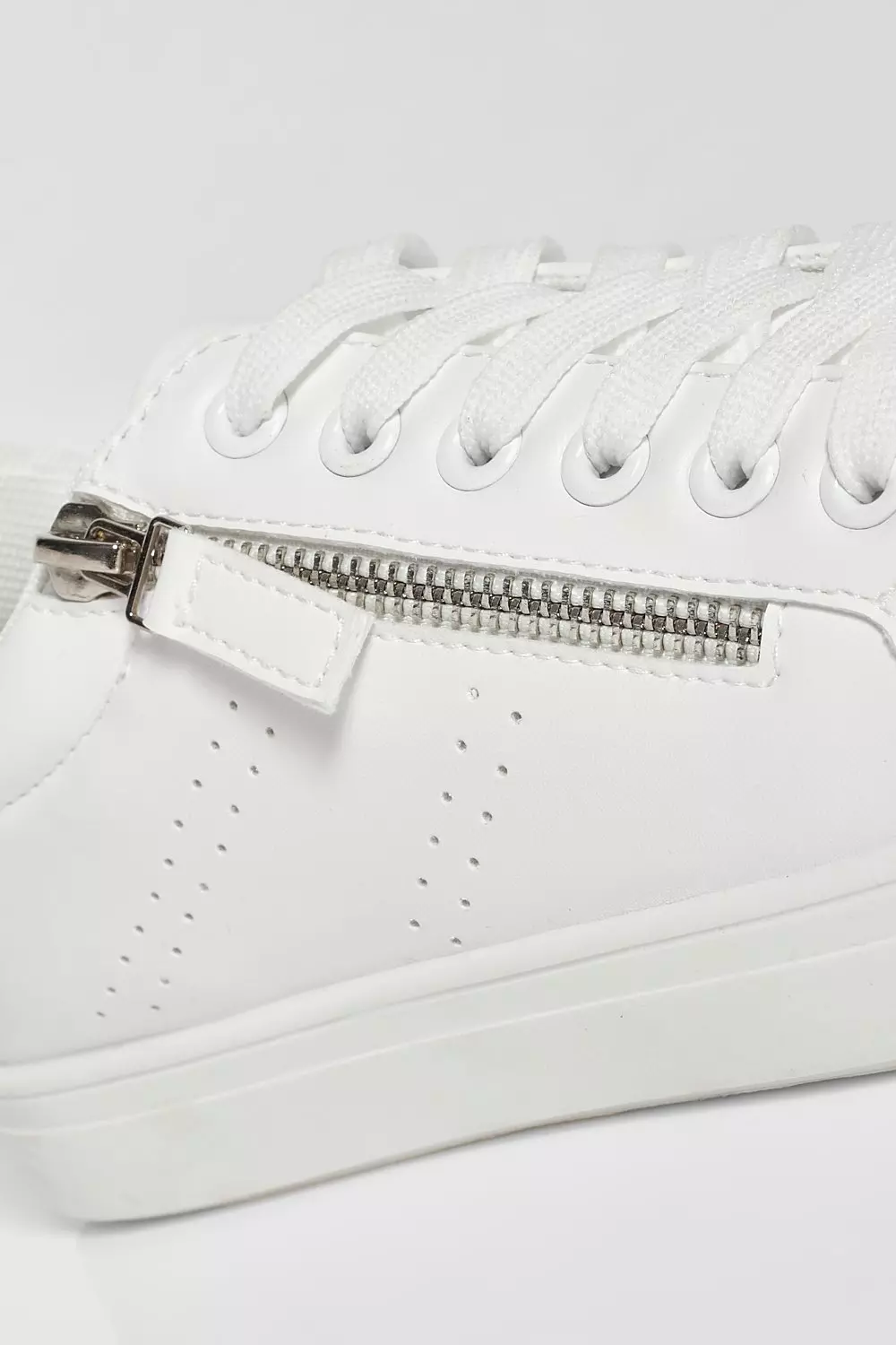 Trainers with clearance zip on side