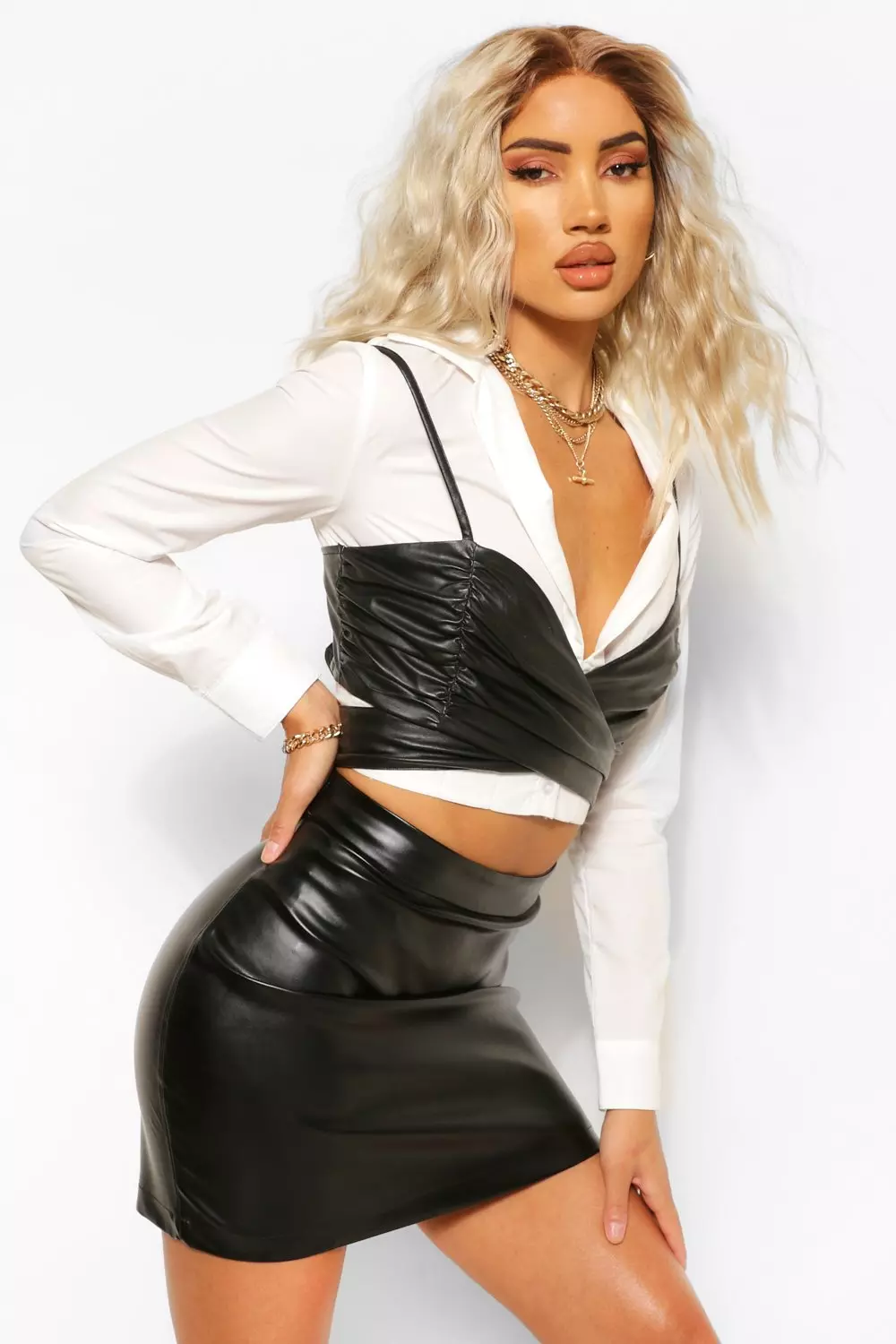 Boohoo black on sale leather mini skirt