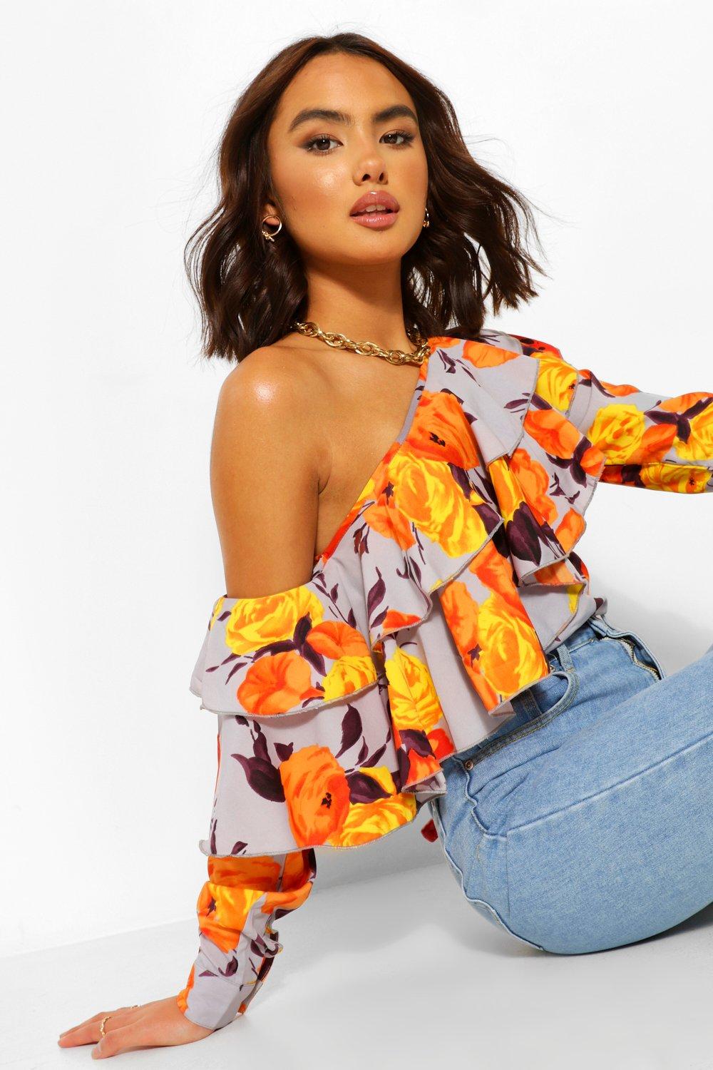 boohoo frill top