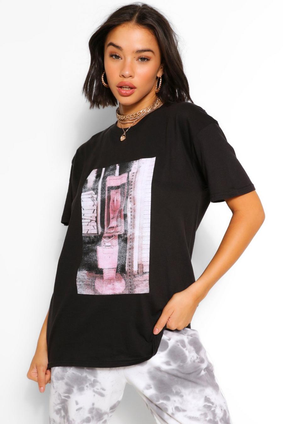 Black Pink Phone Box Print T-Shirt image number 1