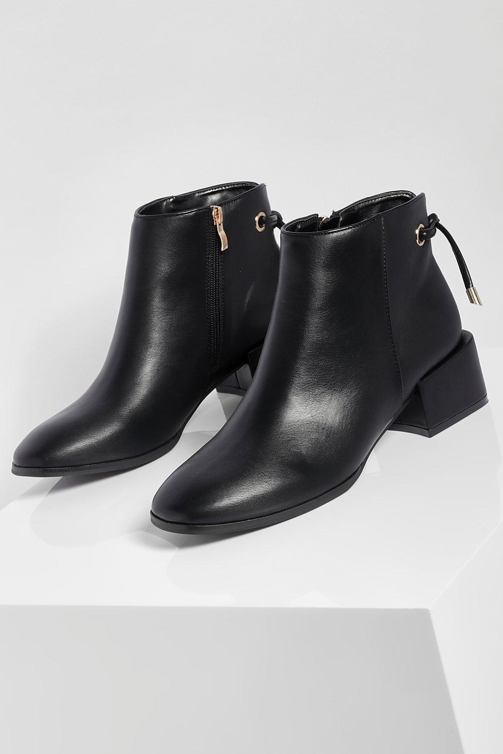 Boots cuir avec noeud derriere hotsell