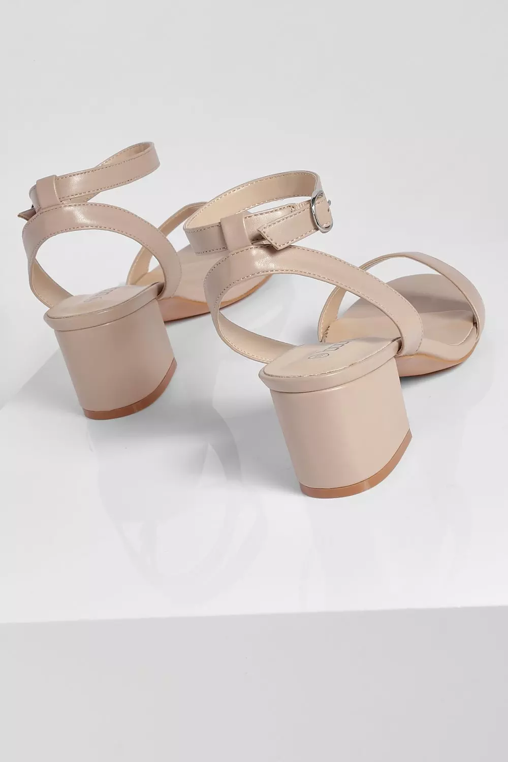 Nude block hot sale heel wide fit