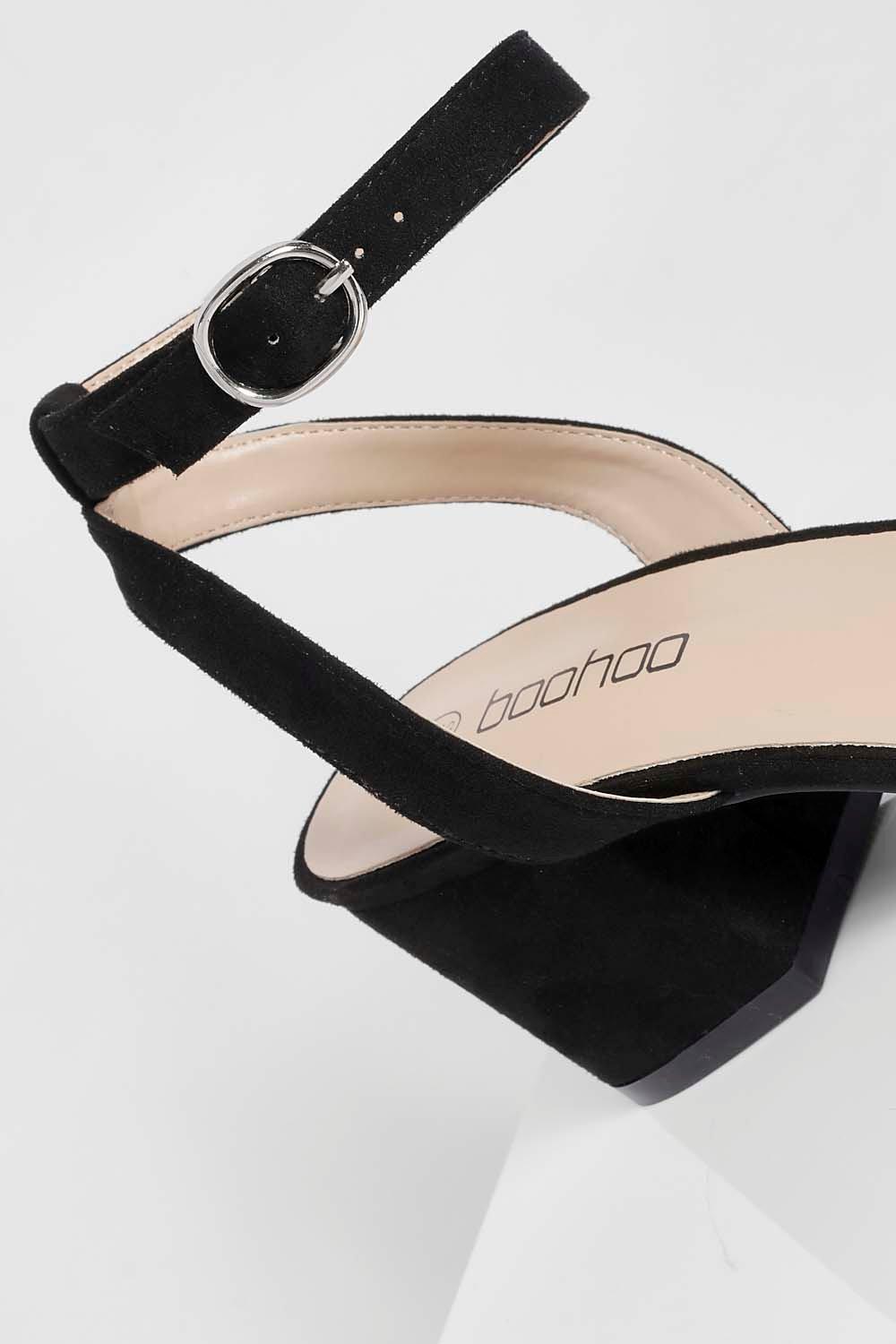 Boohoo hot sale low heels