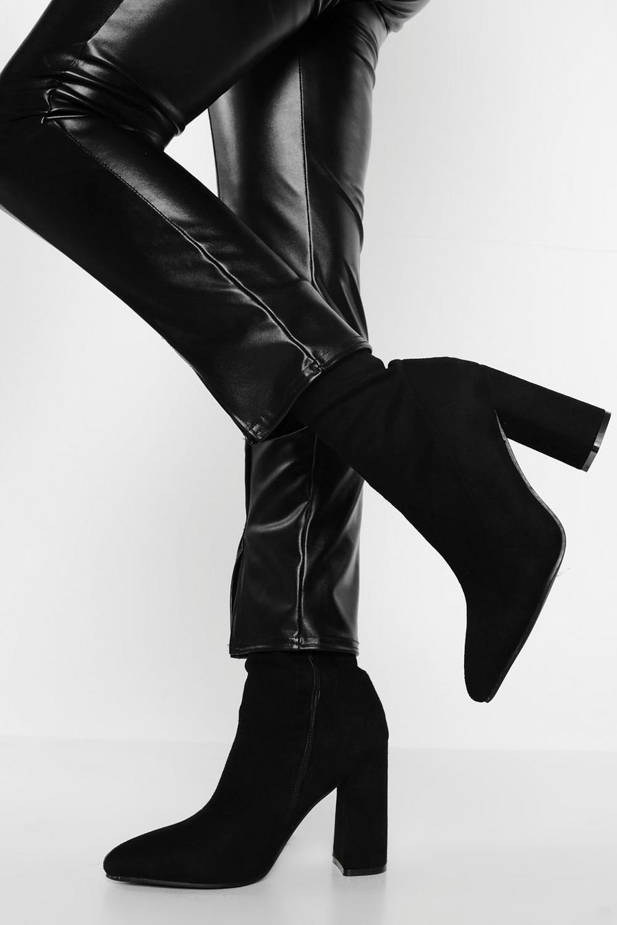Breite Passform spitze Wildleder Socken-Stiefel mit Blockabsatz, Schwarz black