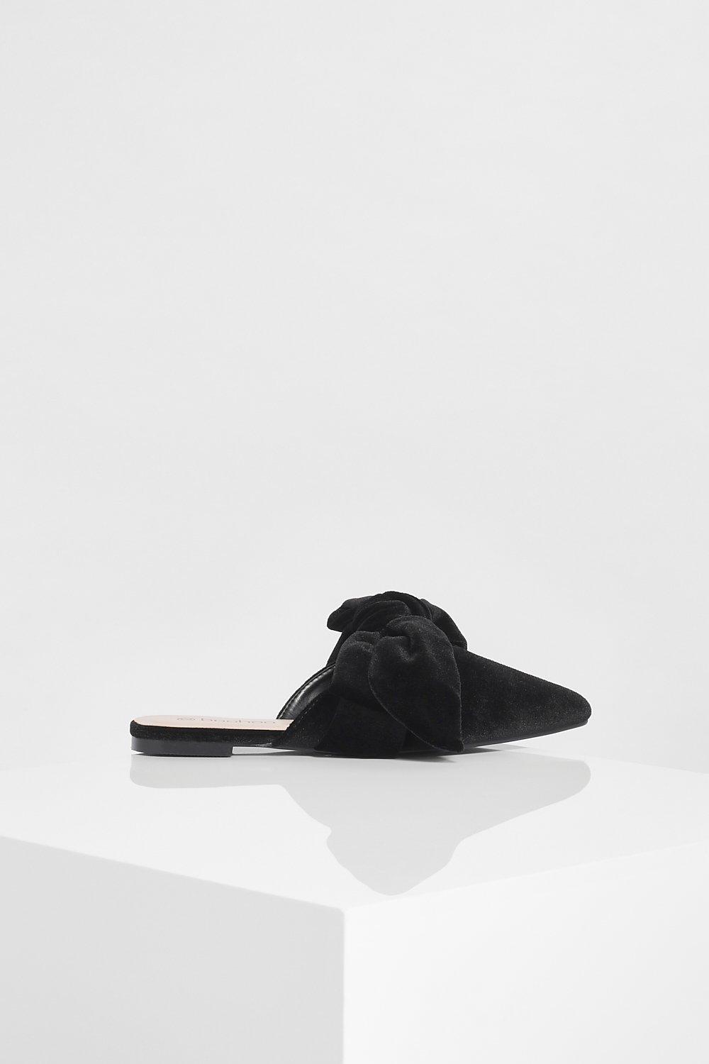 Flat on sale bow mules