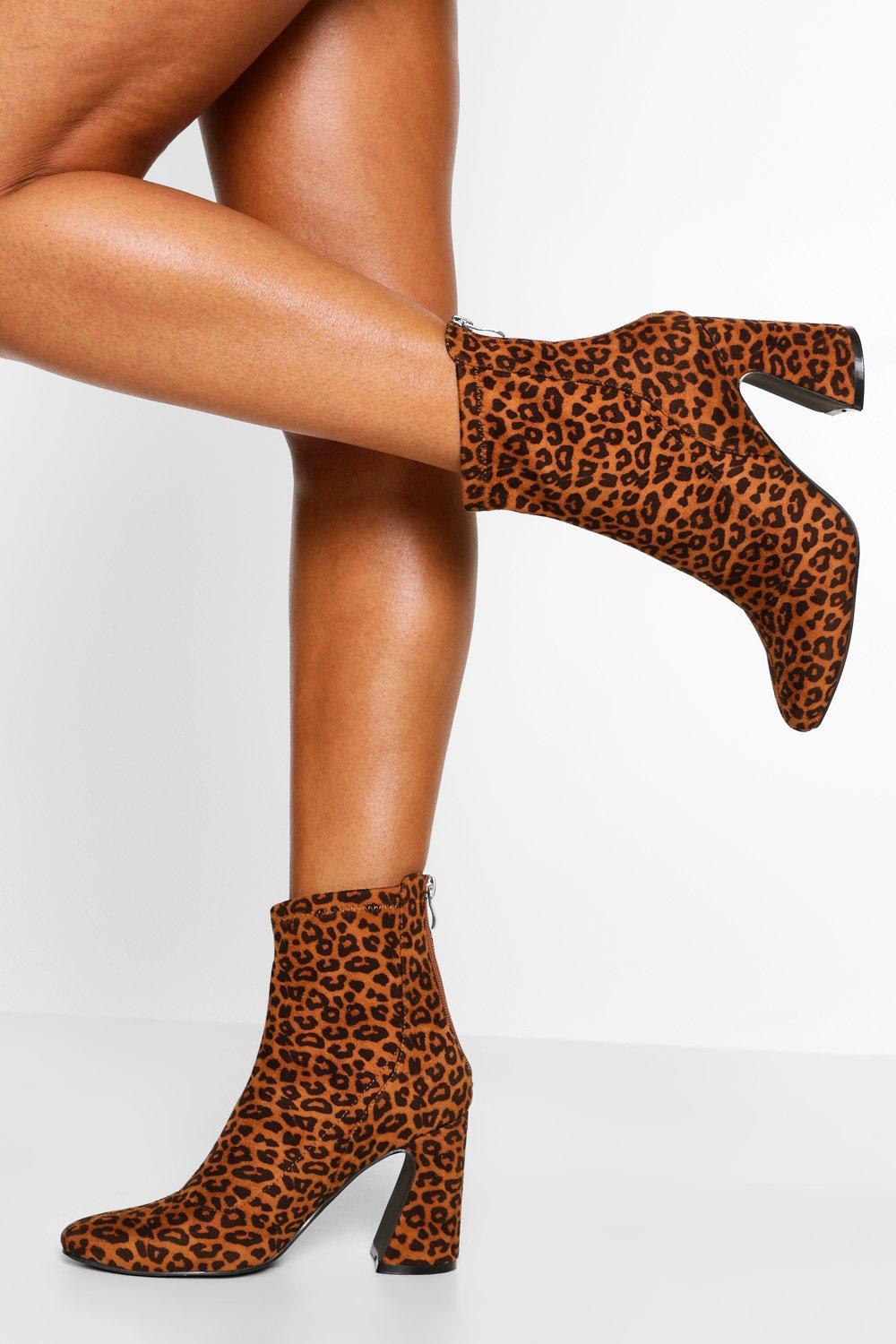 Bottine store chaussette leopard