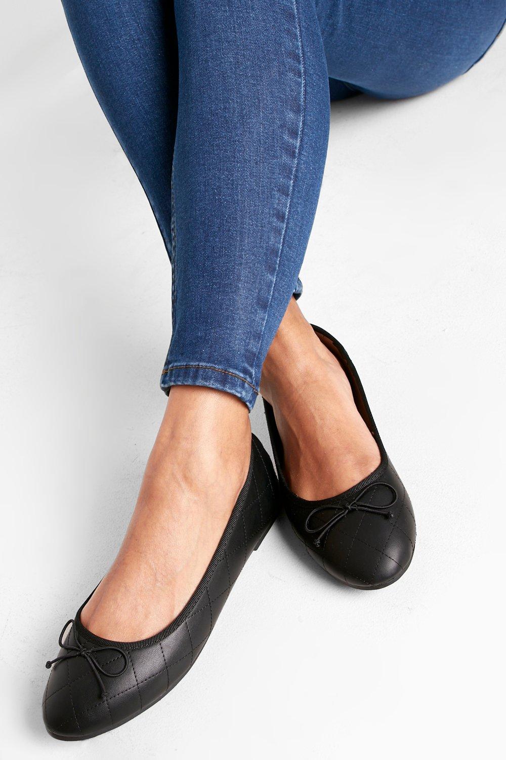 Black quilted ballet store flats