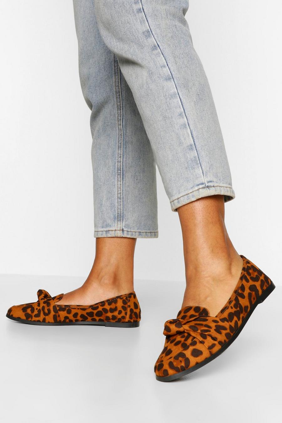 Leopard Loafers med dekorativ knut och bred passform image number 1