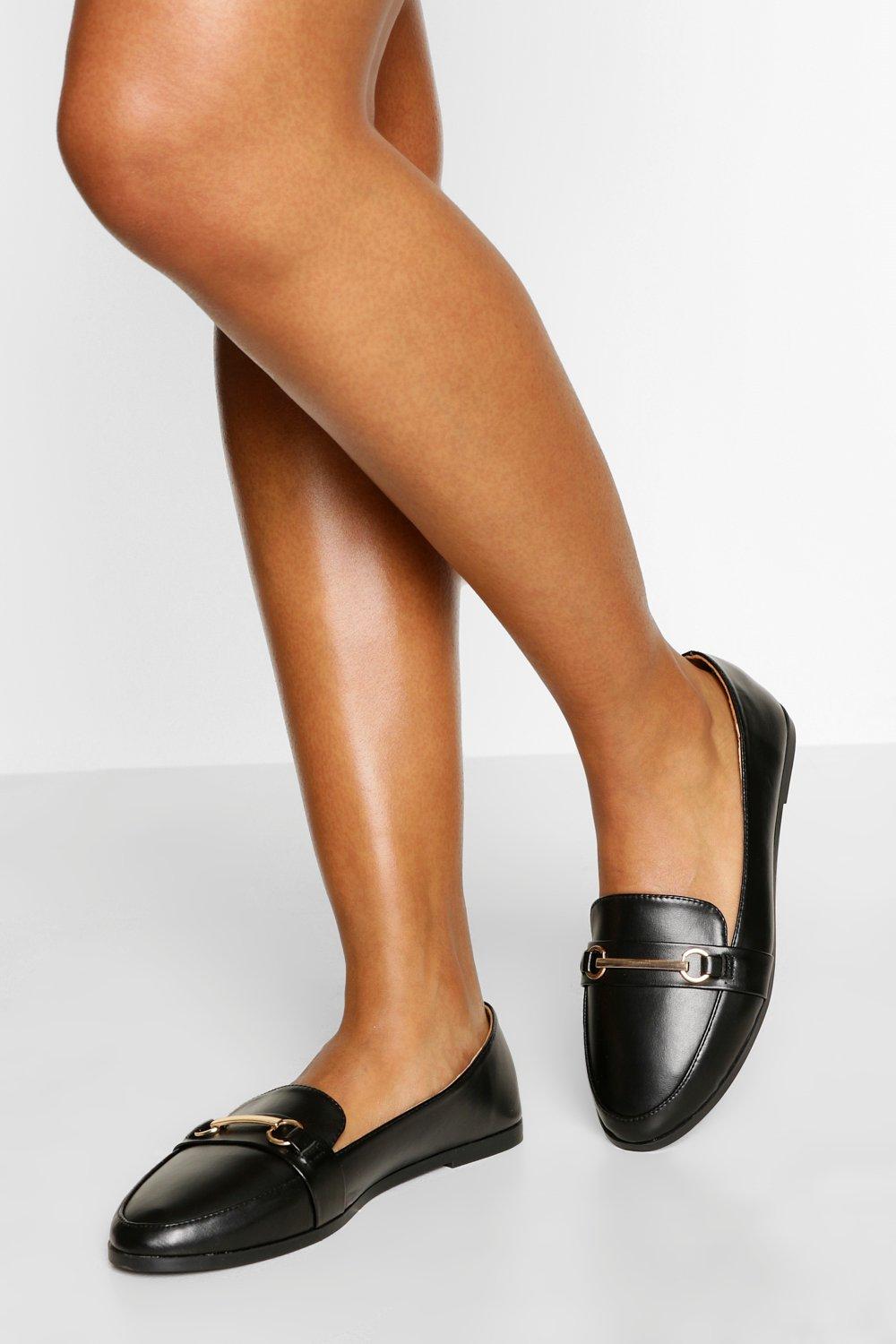 wide fit flat shoes