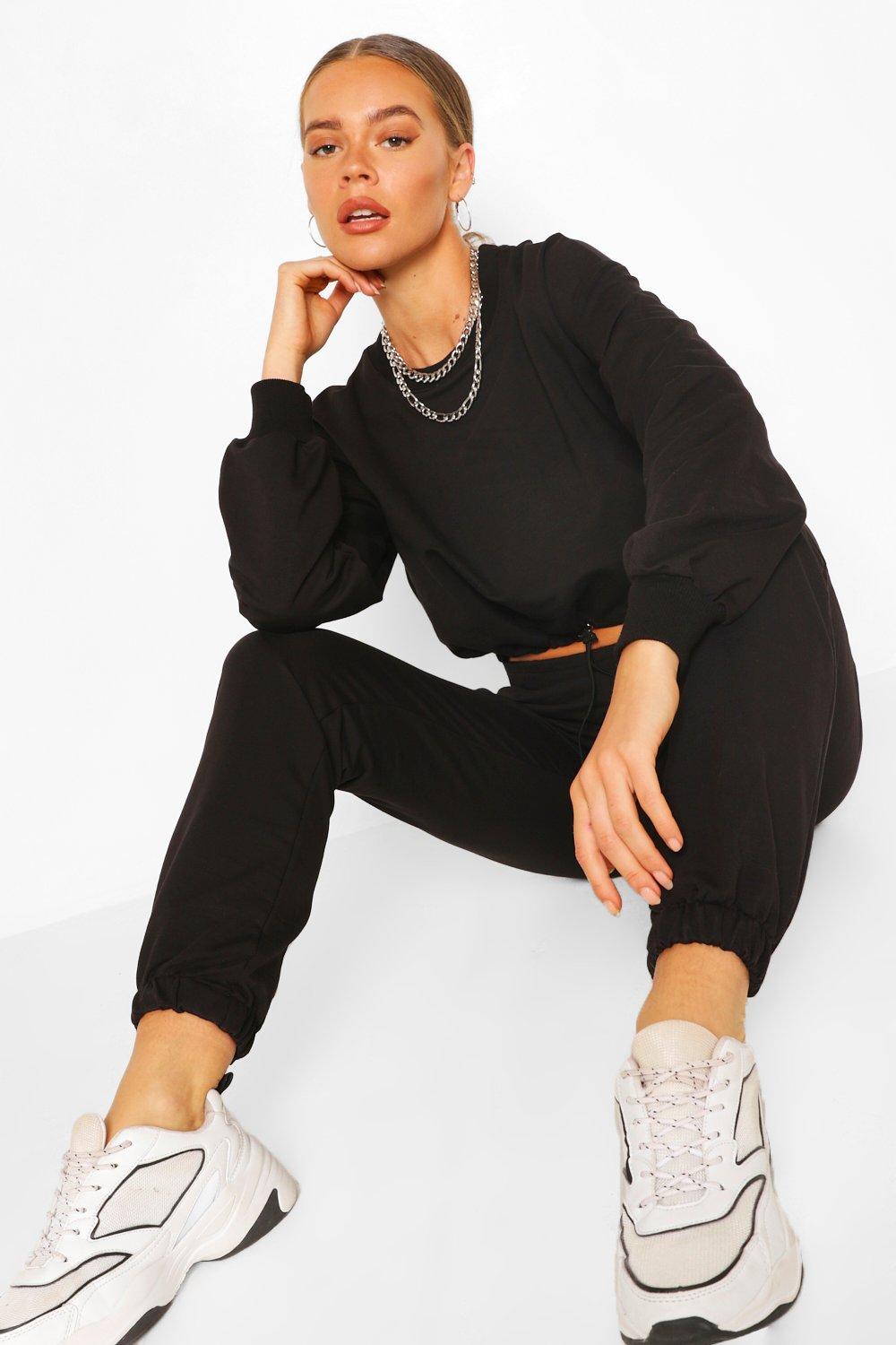 boohoo cropped sweatshirt