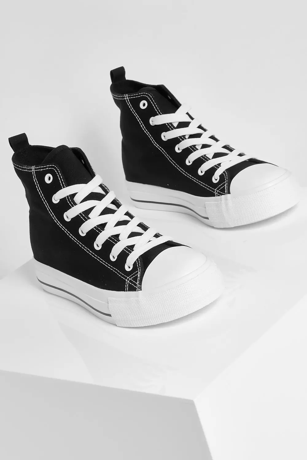 Black High Top Canvas Trainers alternative image