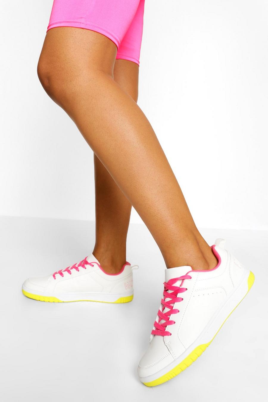 Zapatillas deportivas planas con eslogan Woman image number 1