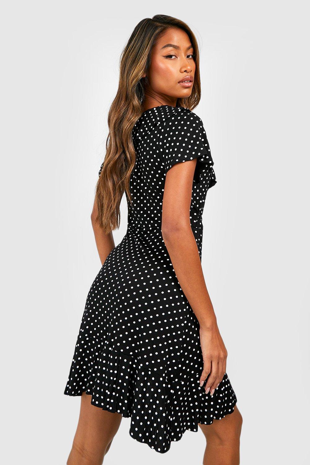 Boohoo polka 2025 dot wrap dress