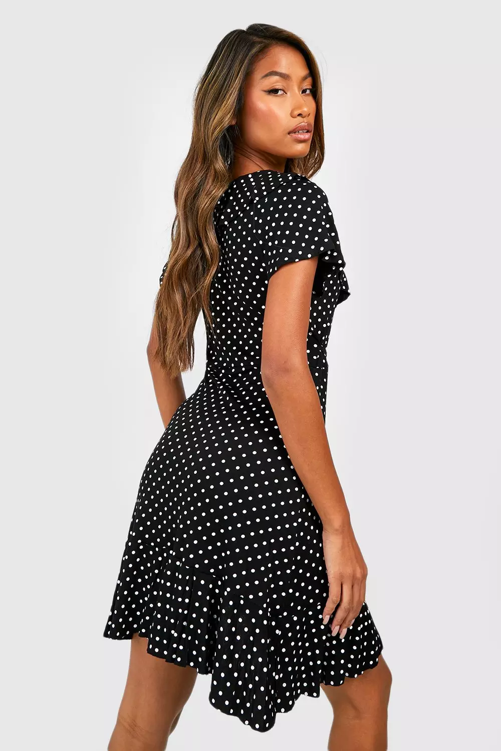 Boohoo ruffle shop tea dress