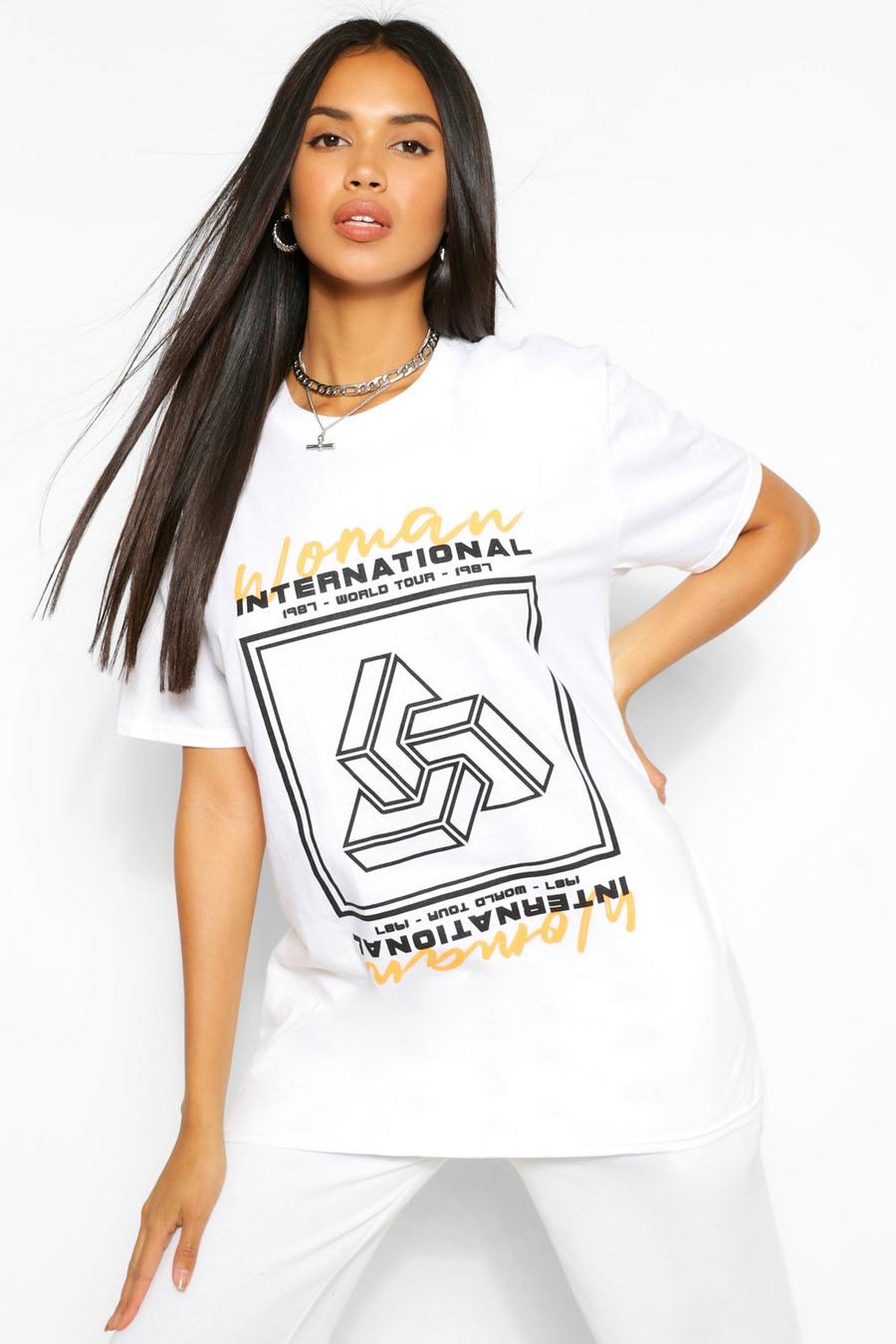 White "International Woman" T-shirt med tryck image number 1
