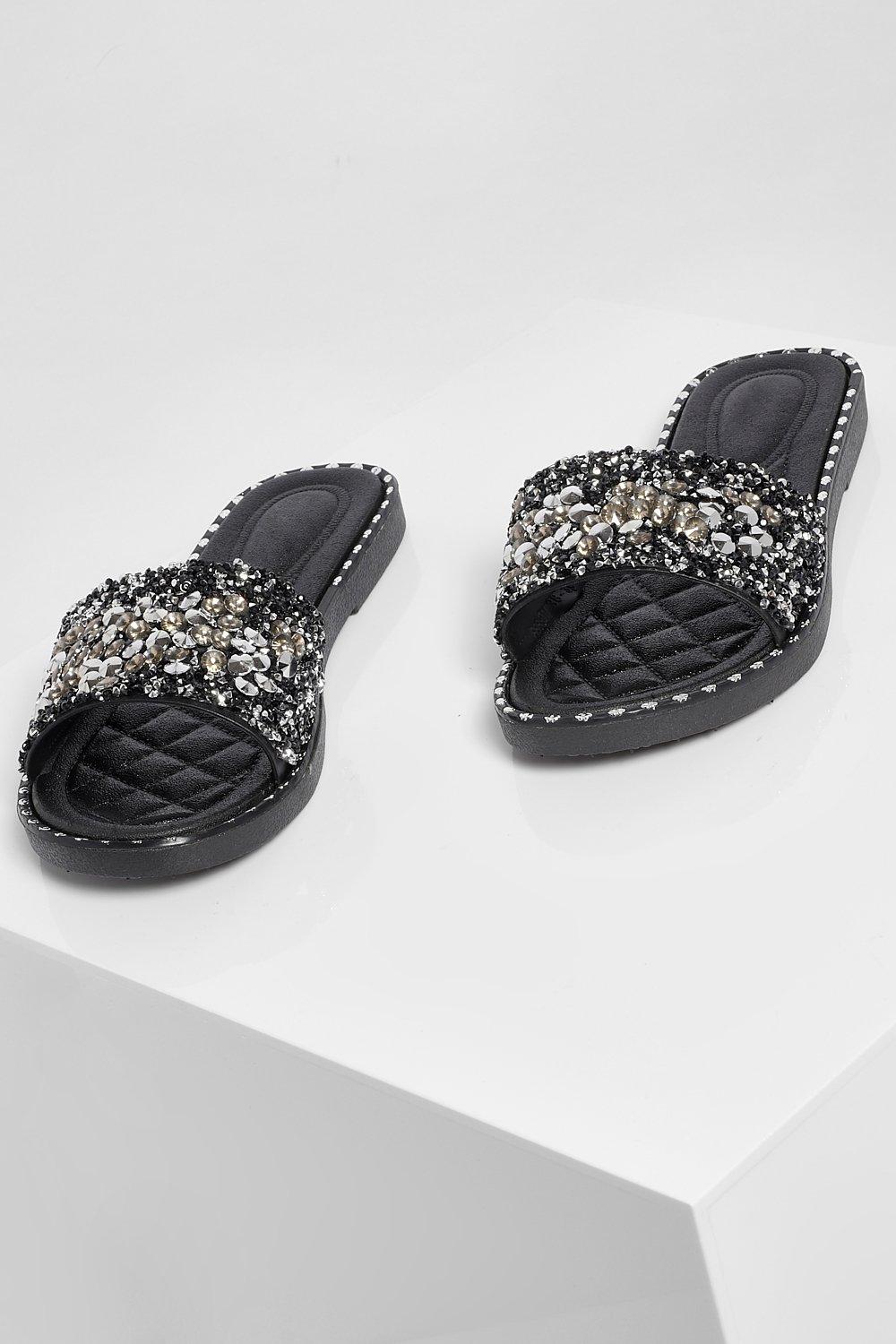 Mules d tail clout et ornements