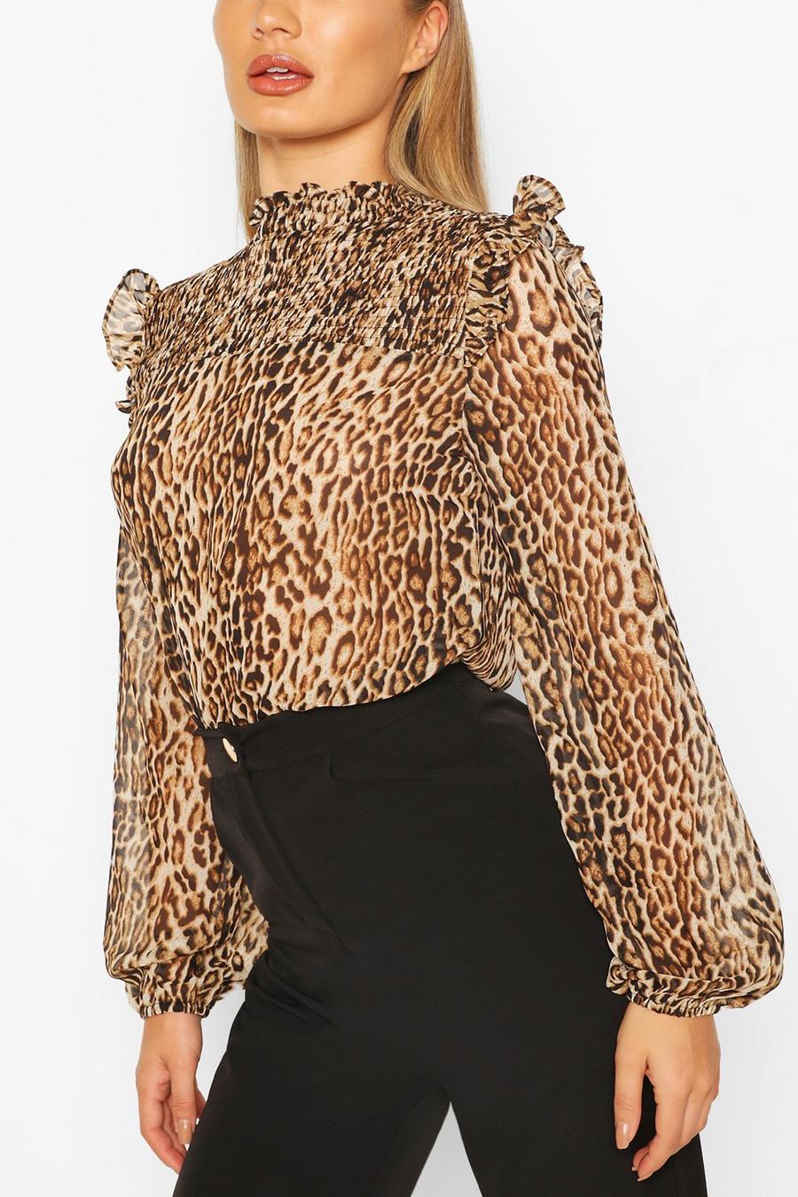 Brown Blus med smockad krage och leopardmönster image number 1