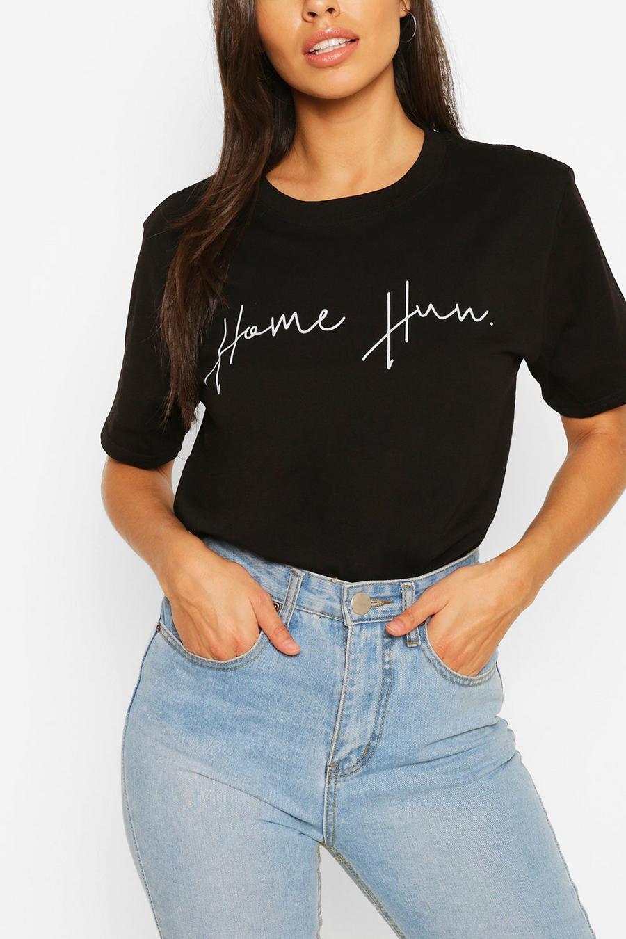 "Home Hun" T-shirt med slogan image number 1