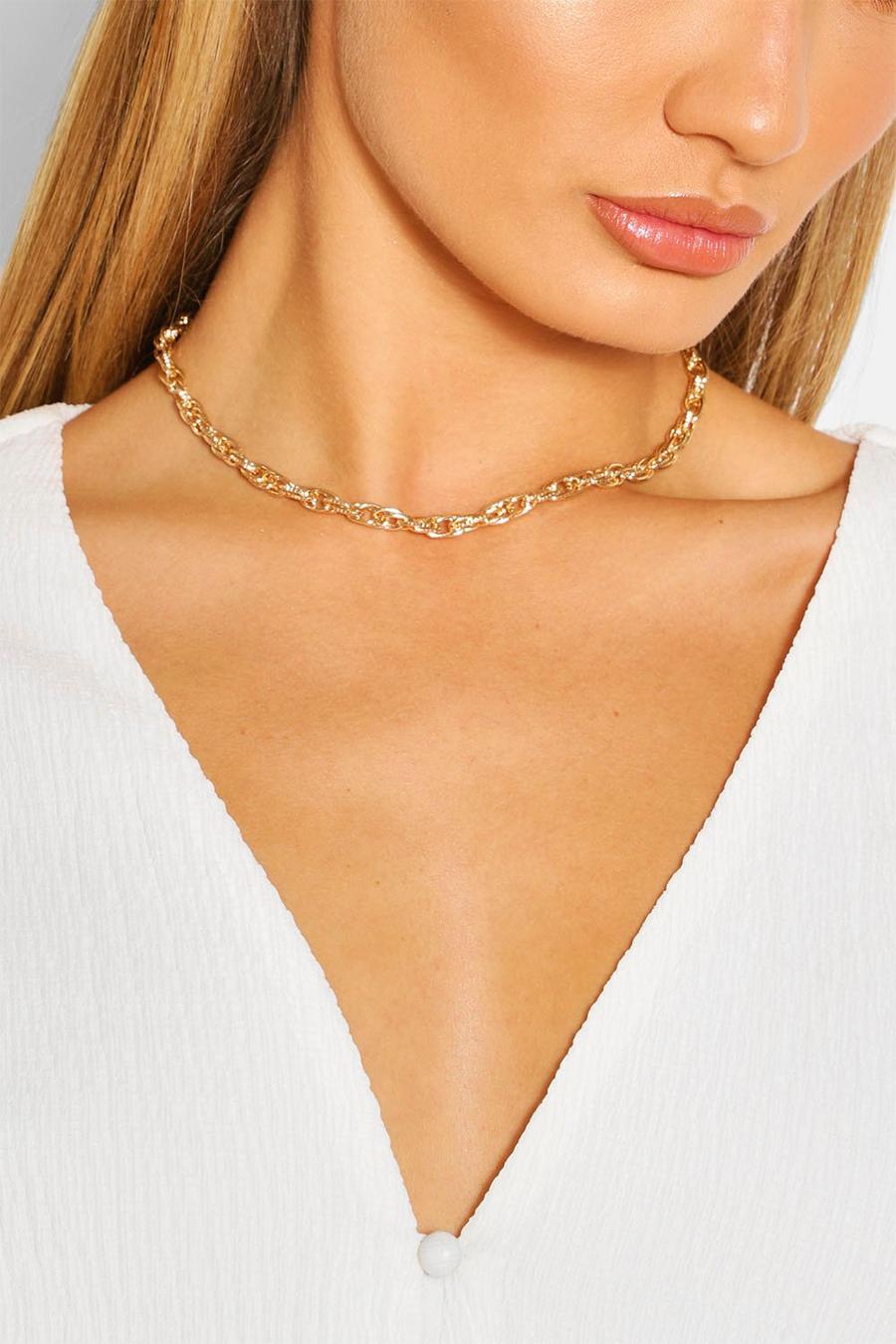Gold Chain Detail Choker image number 1