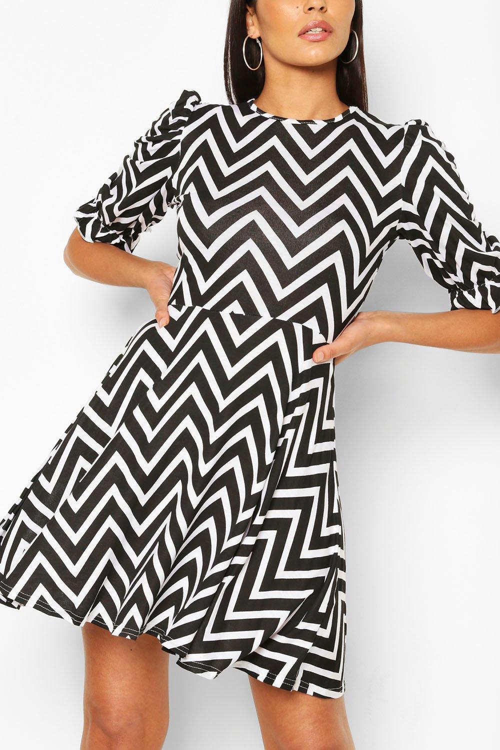 boohoo puff sleeve dress