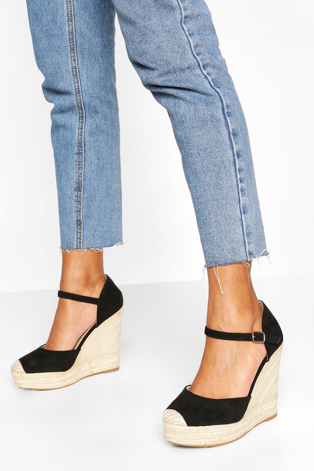 boohoo black wedges