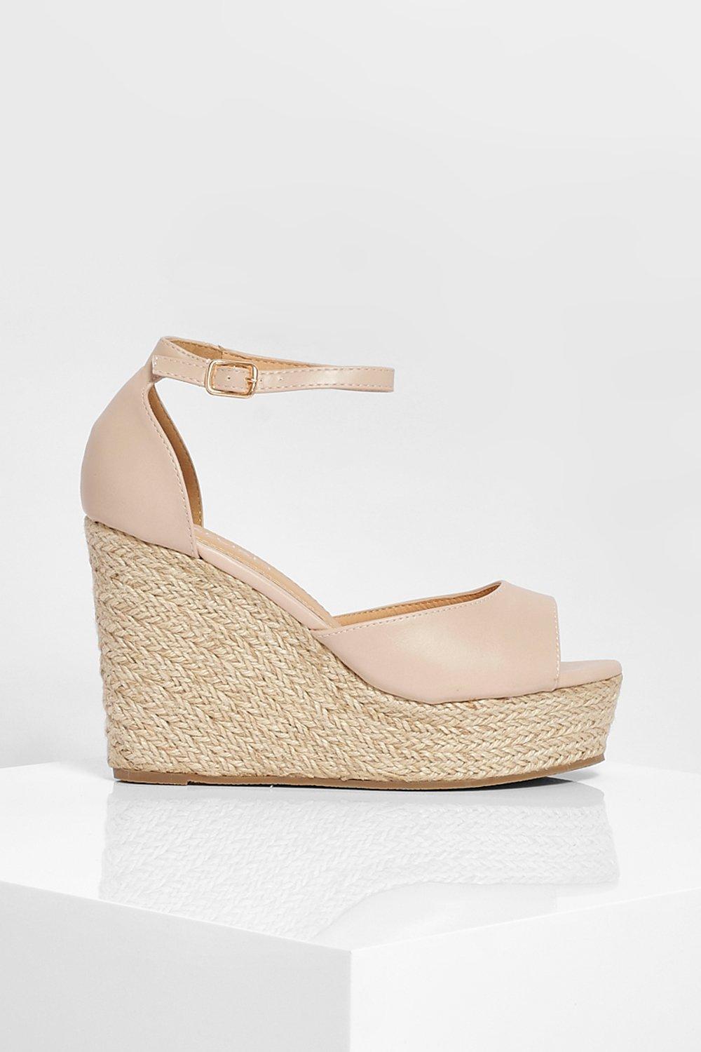 Boohoo on sale gold wedges